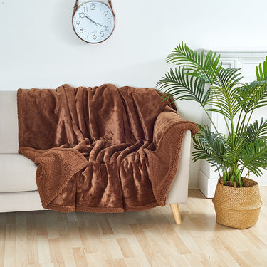 Dog Heaven™ Waterproof Dog Blanket